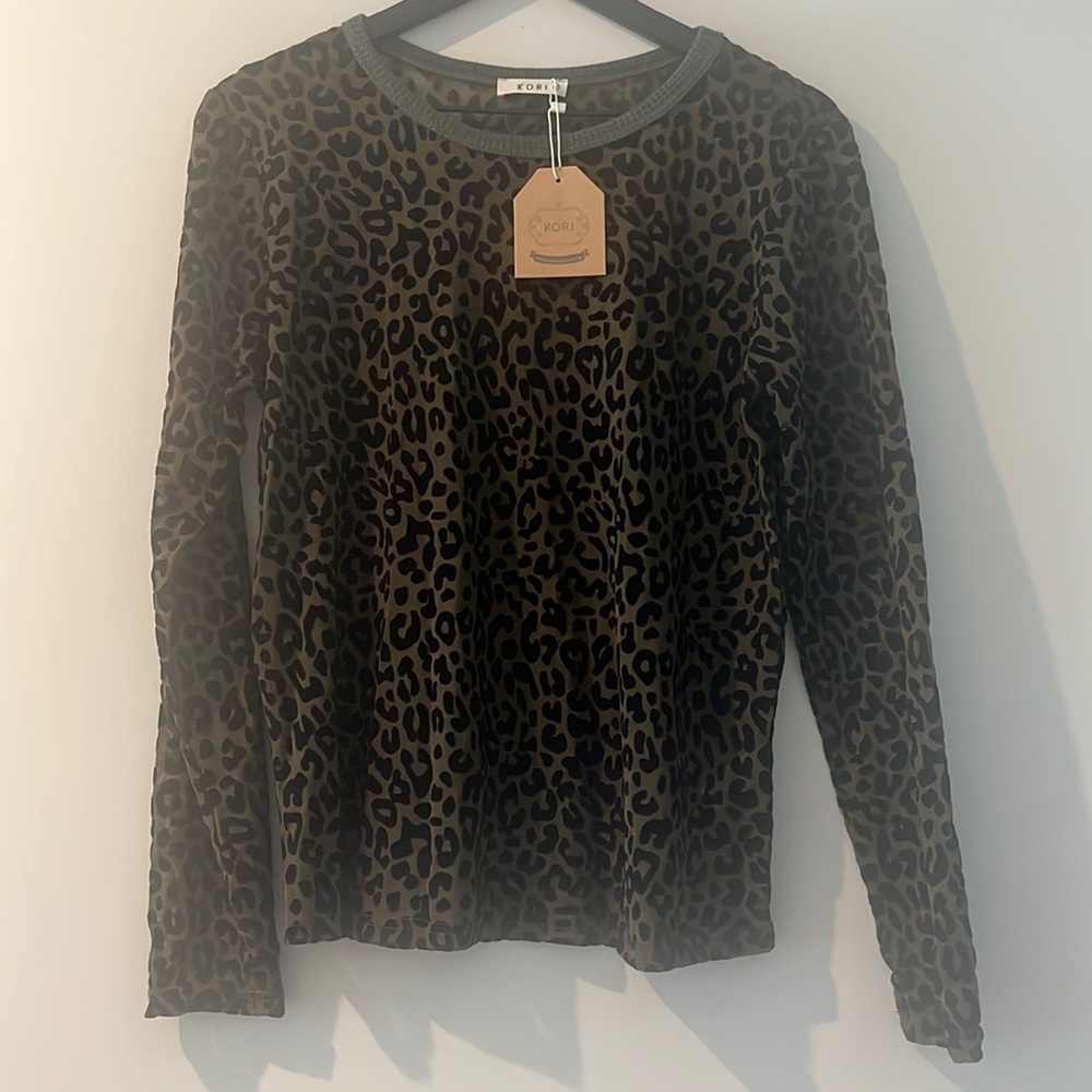 Sheer, textured long sleeve top in olive green